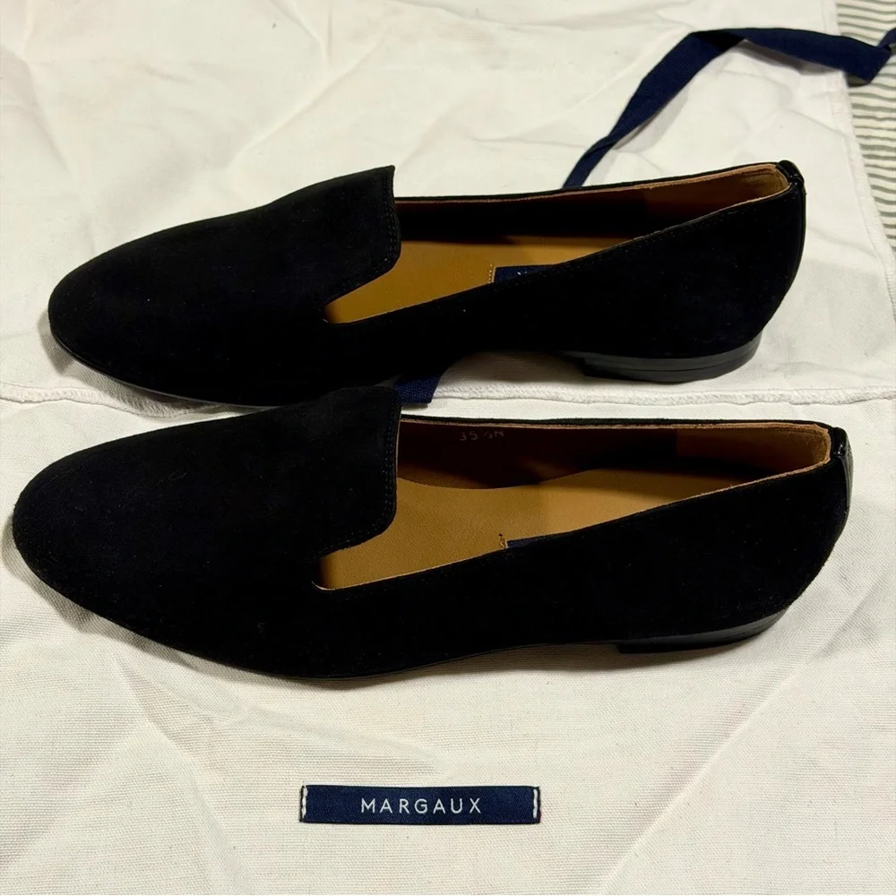 NWOT Margaux ‘The Loafer’ in Black Suede Size 5.5 Narrow Width